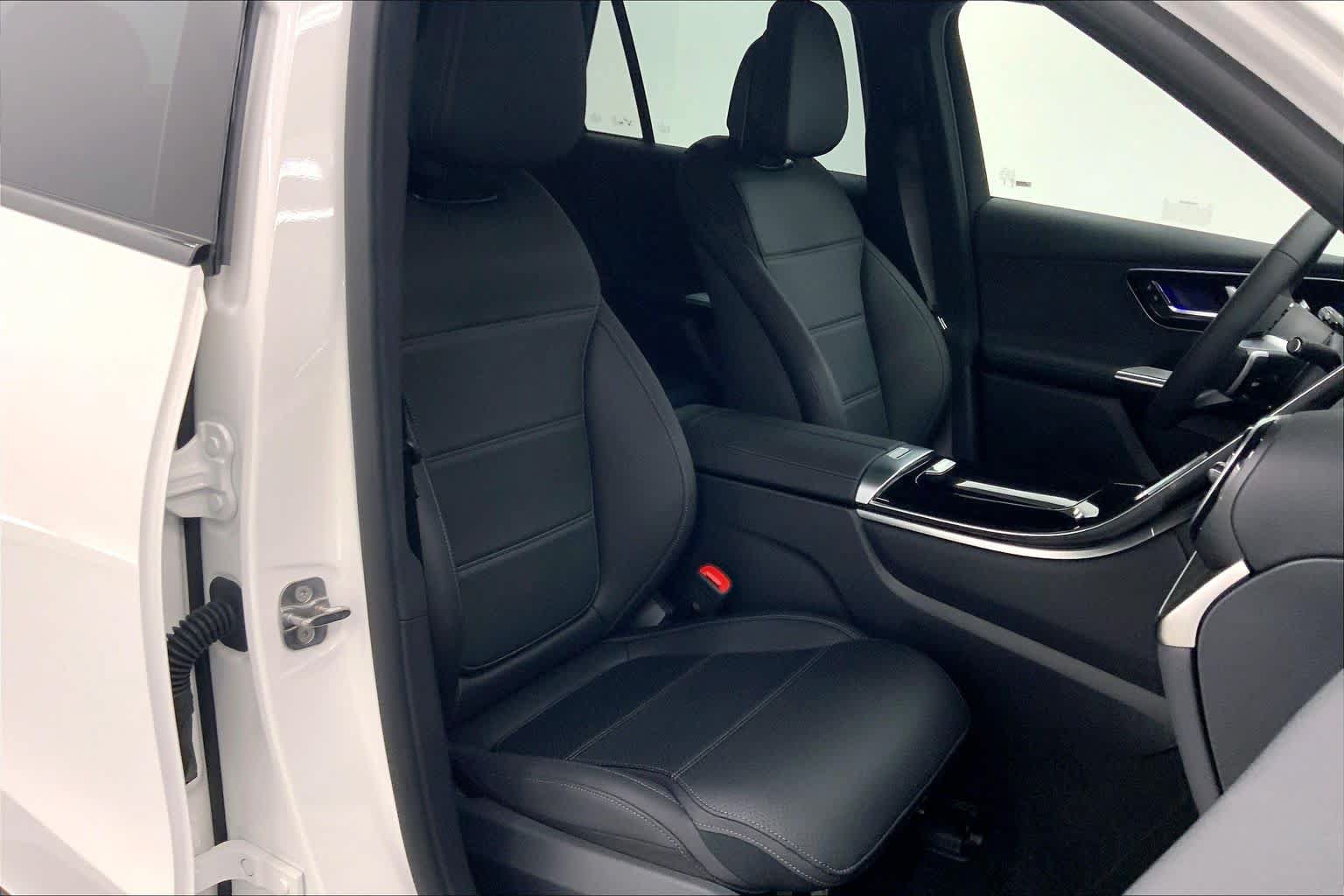New 2027 Mercedes-Benz GLC 300 image 2