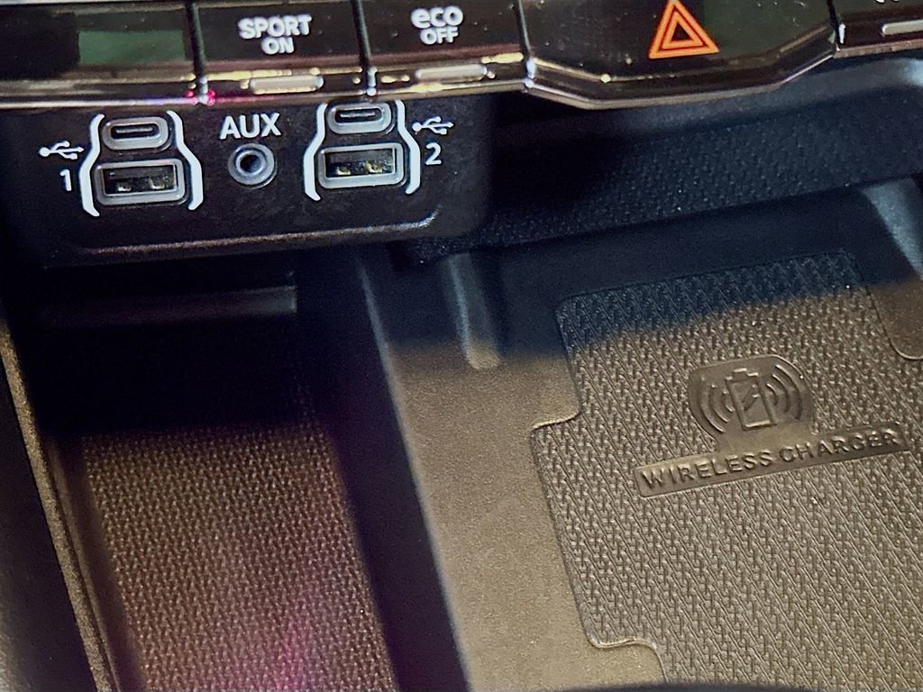 Used 2022 Dodge Durango R/T RWD image 34