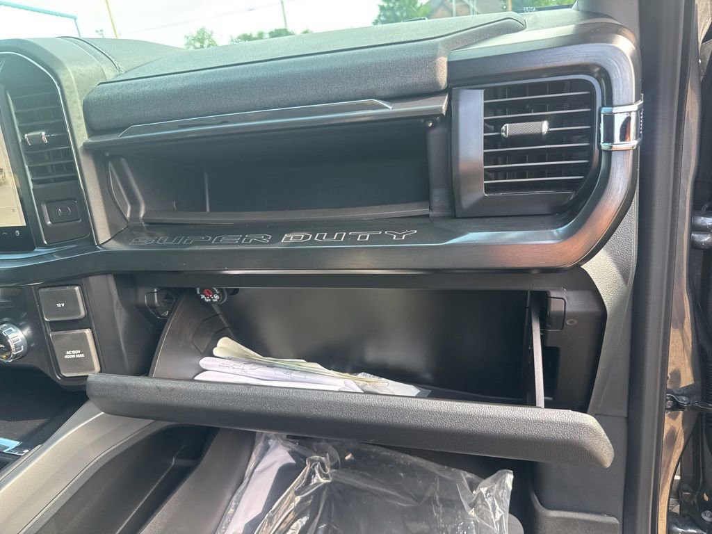 Used 2026 Ford F450 Lariat w/ Camper Package AWD/4WD image 39