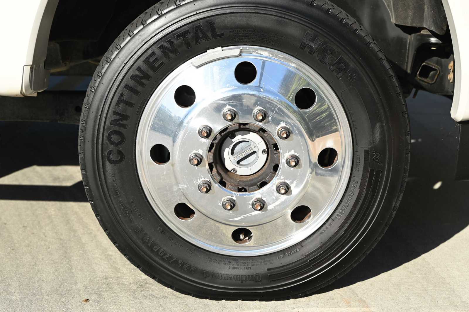 Used 2017 Ford F450 Lariat w/ Tow Technology Bundle image 9