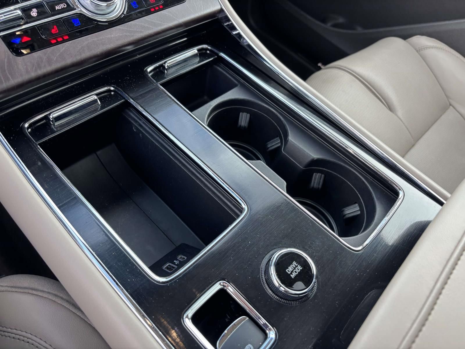 Used 2023 Lincoln Aviator Grand Touring w/ Equipment Group 301A image 25