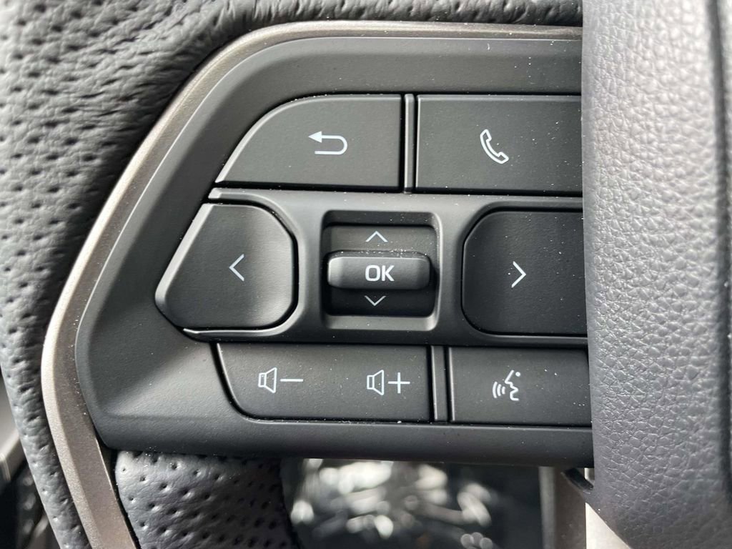 Used 2026 Toyota Tundra Limited w/ Limited PVM Package image 33