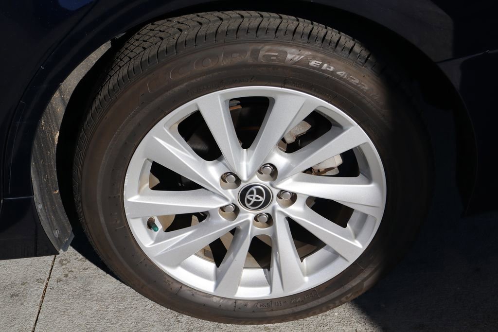 Used 2021 Toyota Camry LE image 37