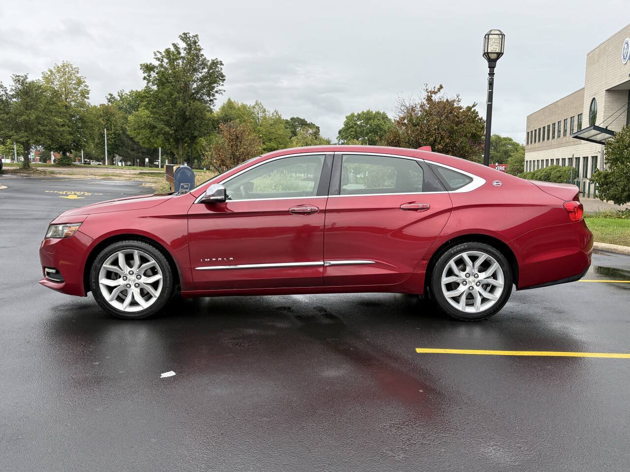 Used 2014 Chevrolet Impala LTZ FWD image 27