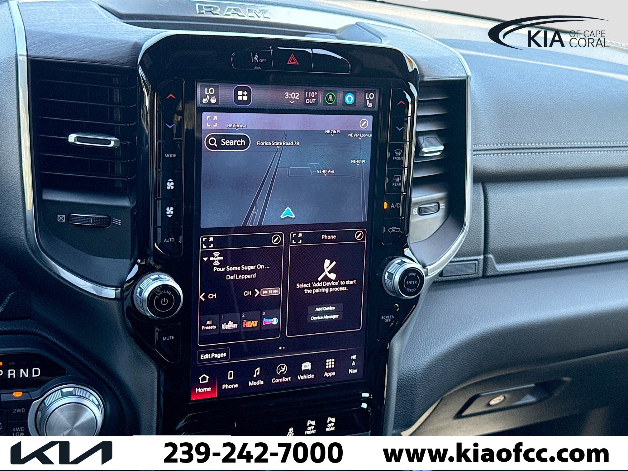 Used 2025 RAM 1500 Laramie image 28