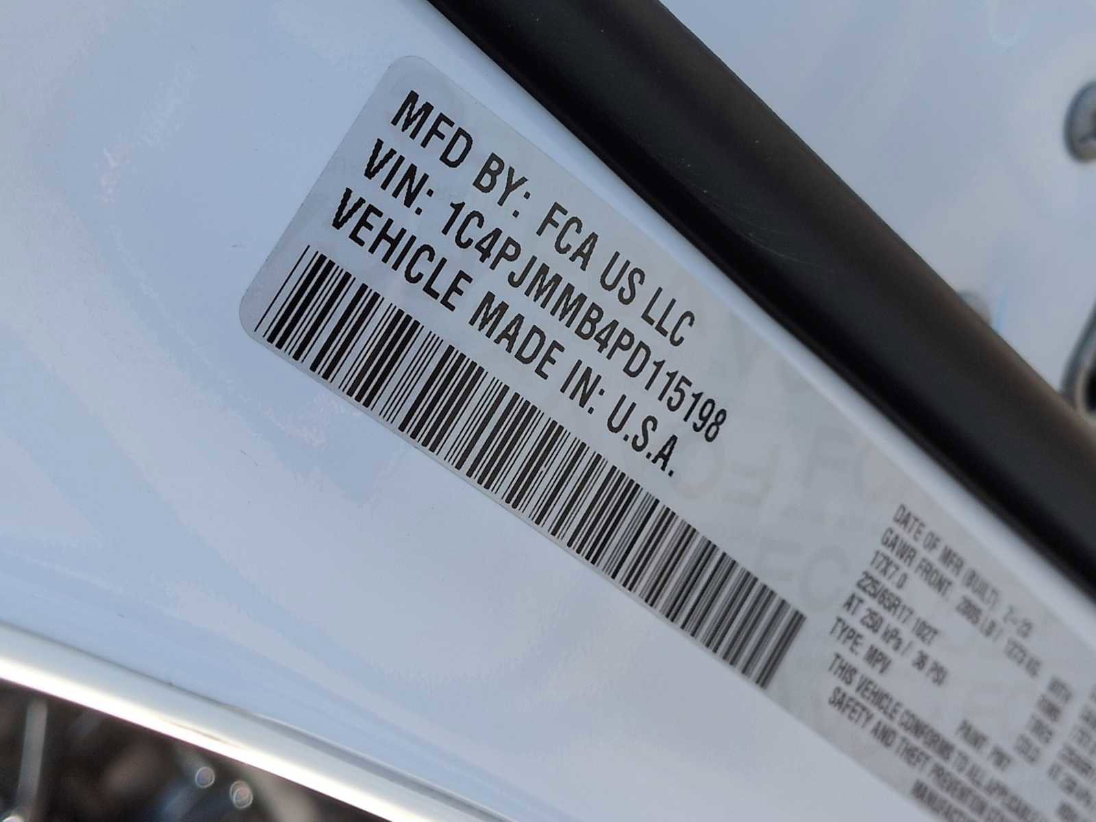 Used 2023 Jeep Cherokee Altitude Lux image 37