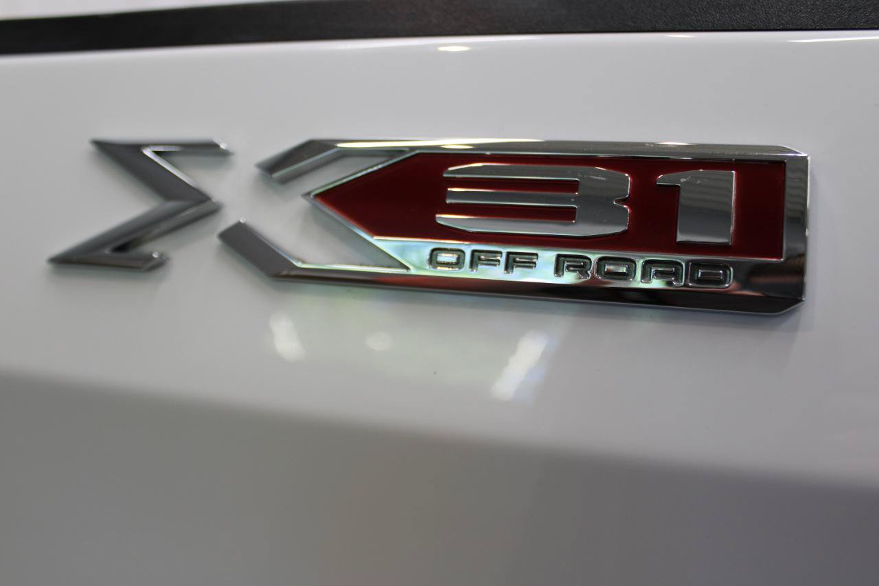 Used 2020 GMC Sierra 1500 Elevation w/ Elevation Value Package AWD/4WD image 25