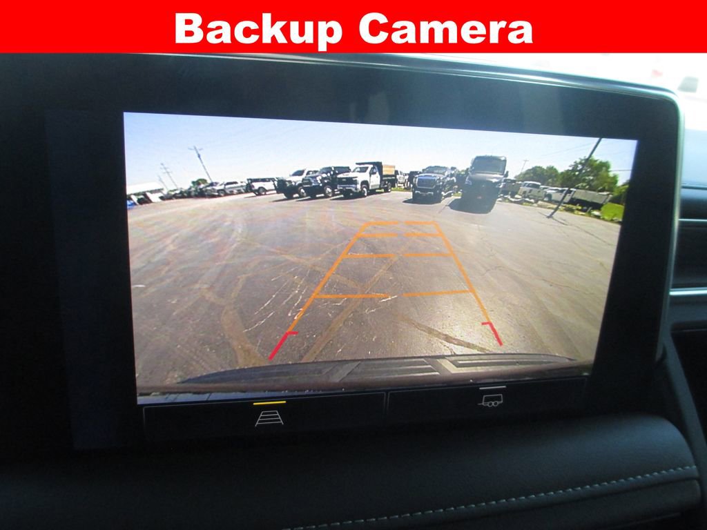 Used 2023 Chevrolet Suburban LT AWD/4WD image 16