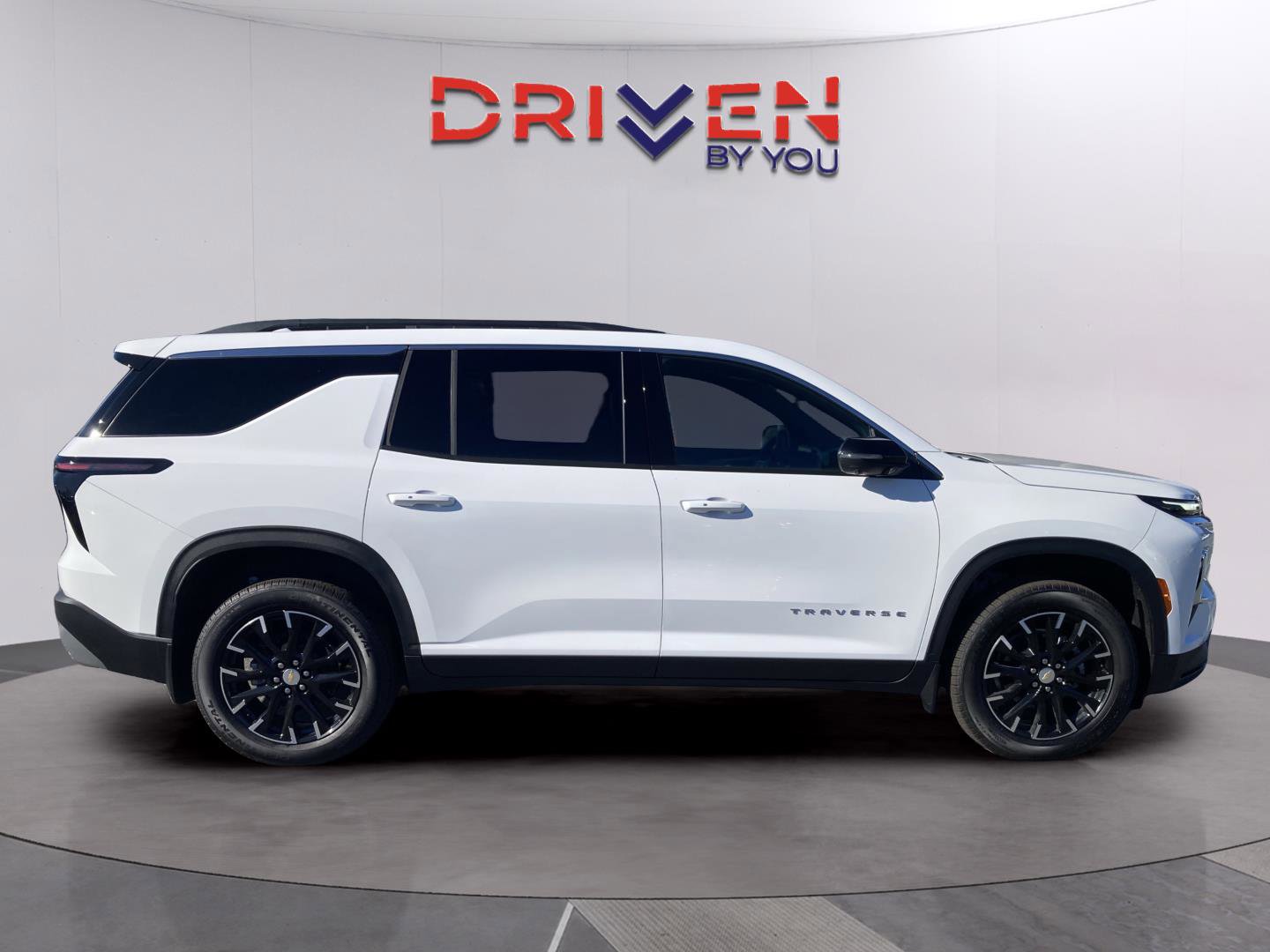 New 2026 Chevrolet Traverse LT w/ Sun and Wheel Package image 6