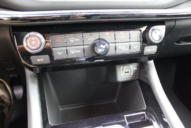 New 2026 Jeep Compass Limited w/ Sun, Sound & Navigation Group AWD/4WD image 25