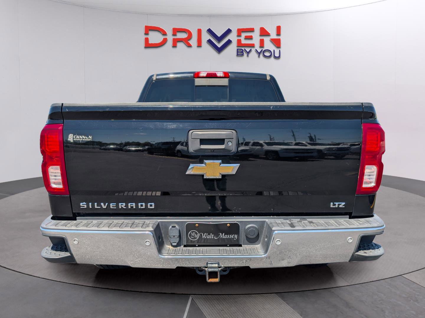 Used 2018 Chevrolet Silverado 1500 LTZ w/ Sport Package AWD/4WD image 4