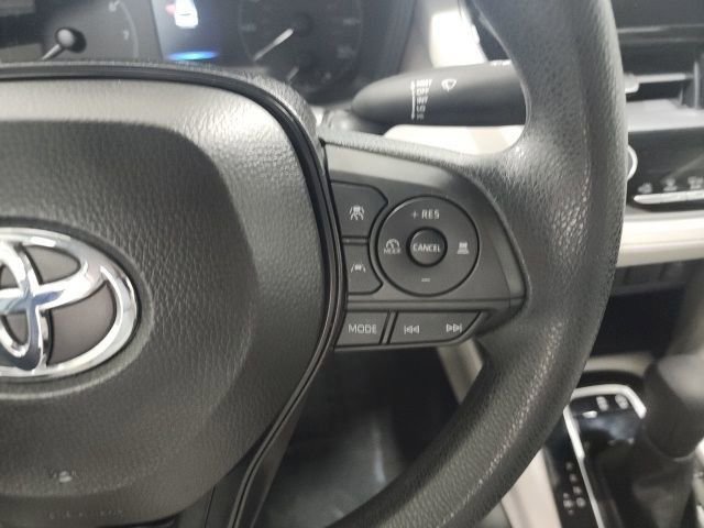 Used 2024 Toyota Corolla Cross L image 26