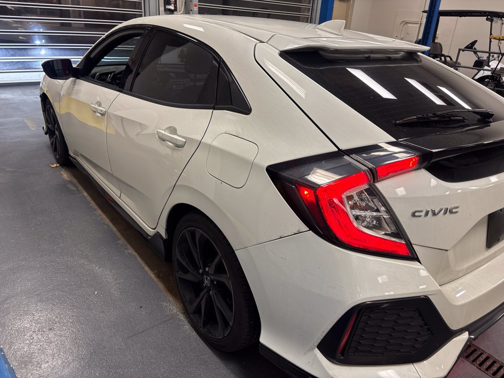 Used 2017 Honda Civic Sport image 7