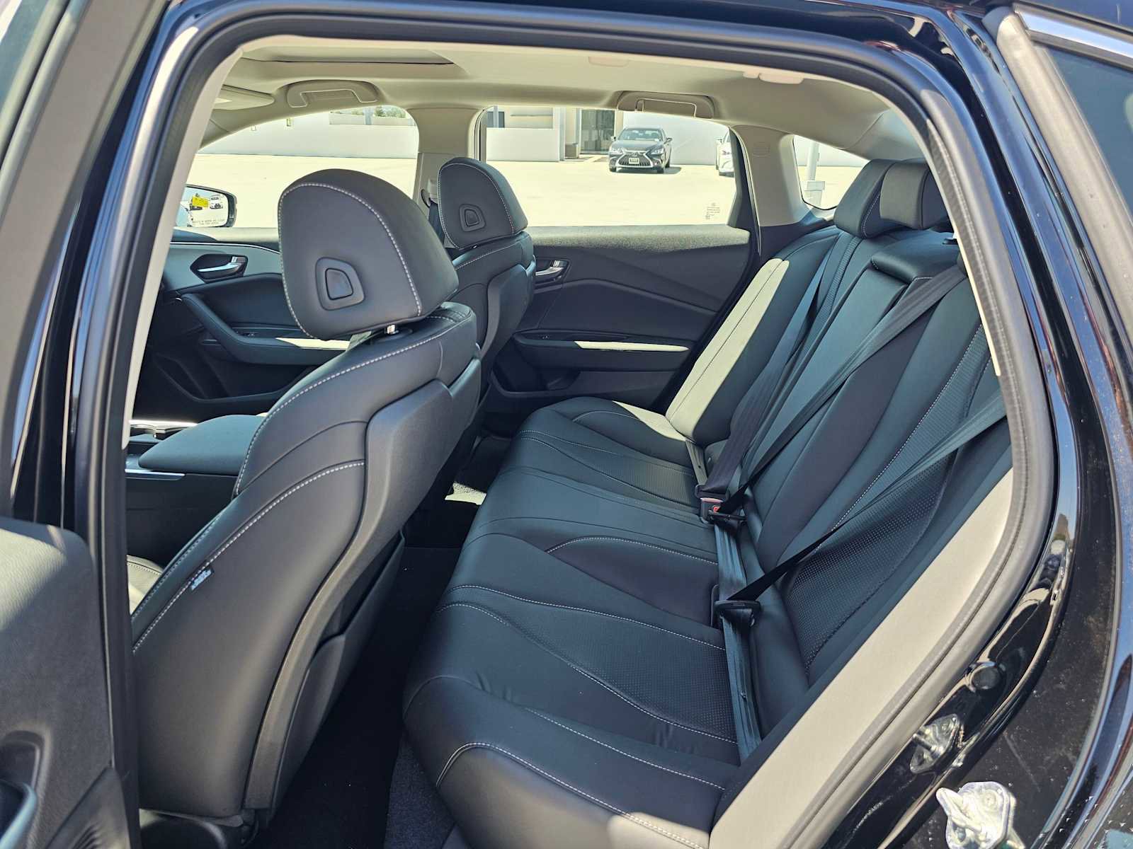 New 2025 Acura TLX w/ Technology Package image 16