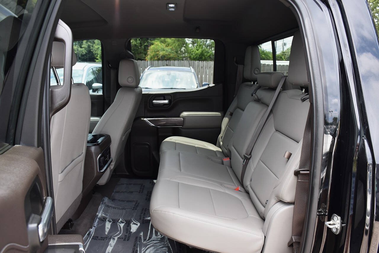 Used 2019 Chevrolet Silverado 1500 LTZ w/ LTZ Convenience Package RWD image 11