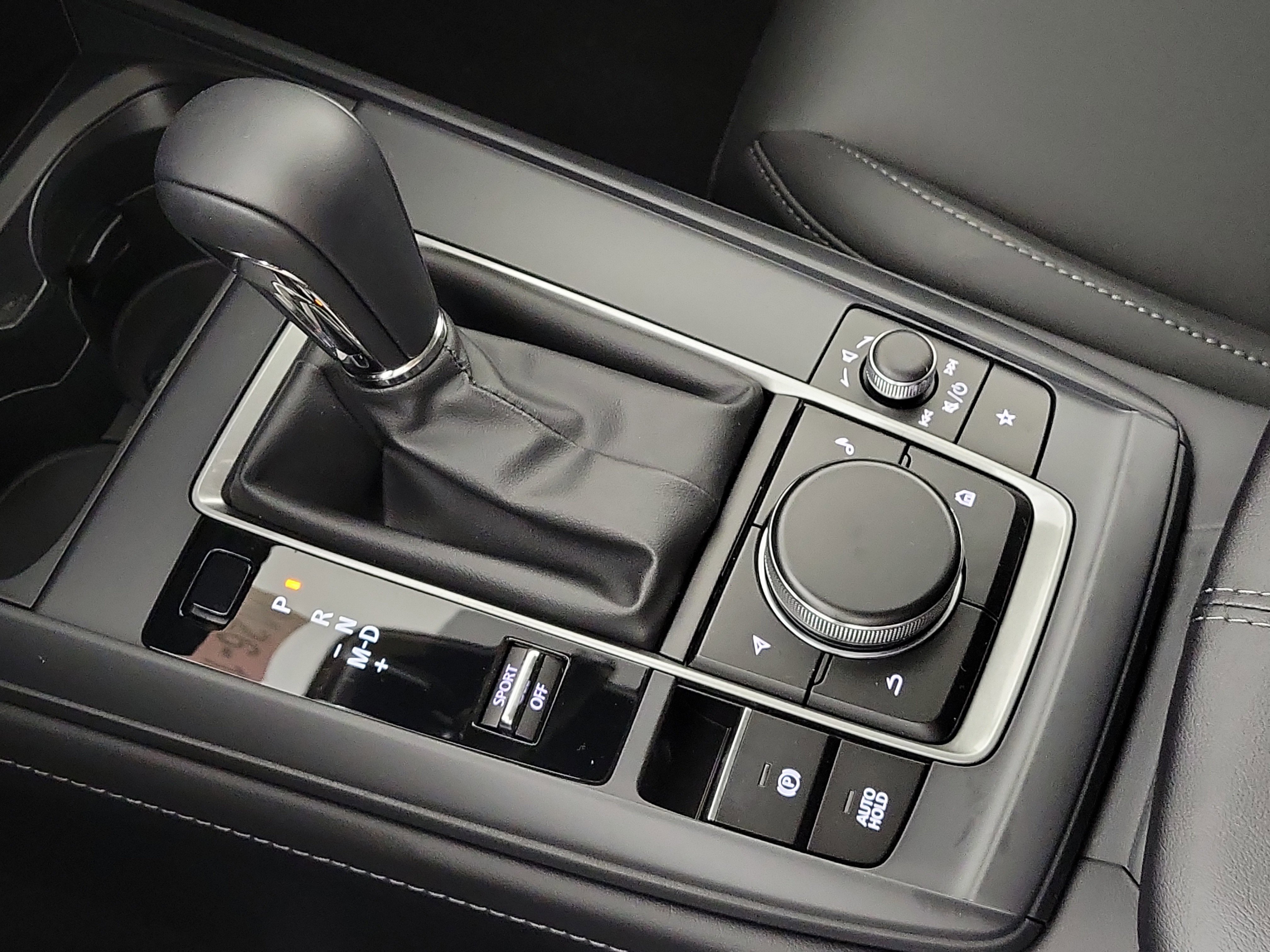 New 2026 MAZDA CX-30 AWD 2.5 S w/ Select Sport Pkg image 23