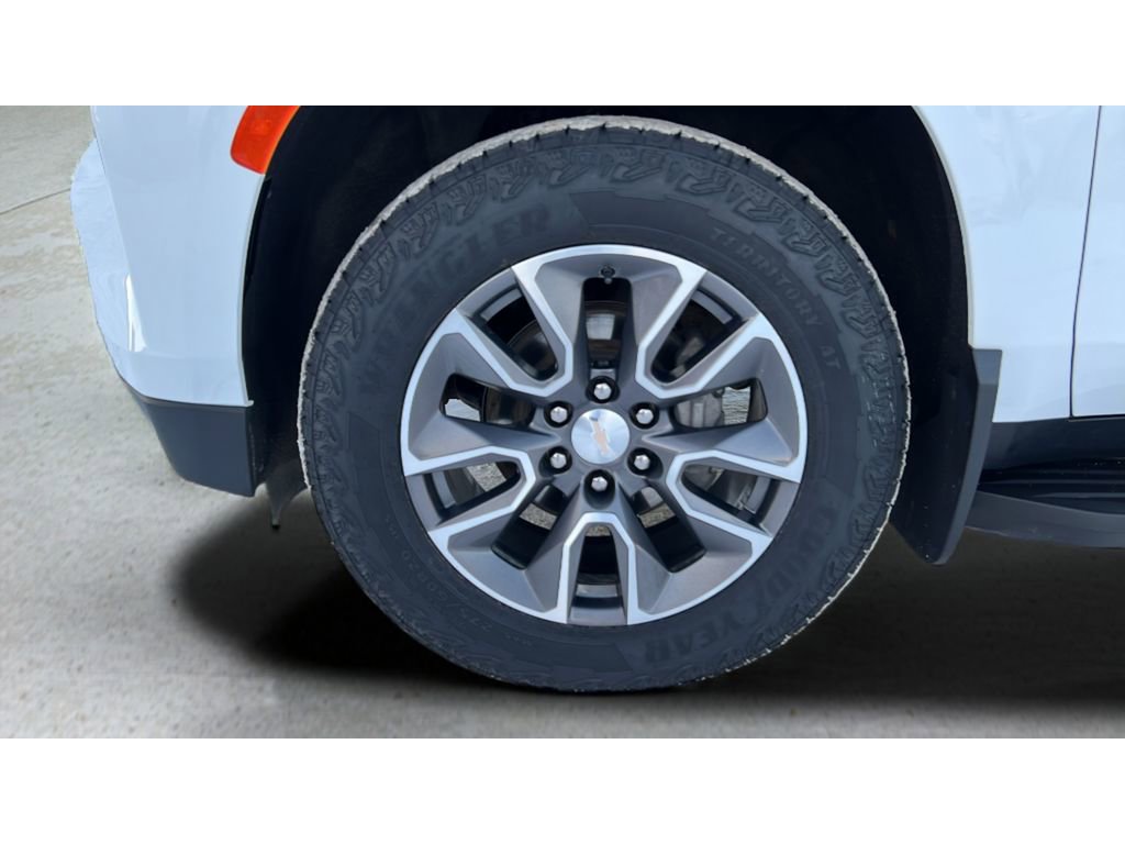 Used 2022 Chevrolet Tahoe LT w/ Luxury Package image 35