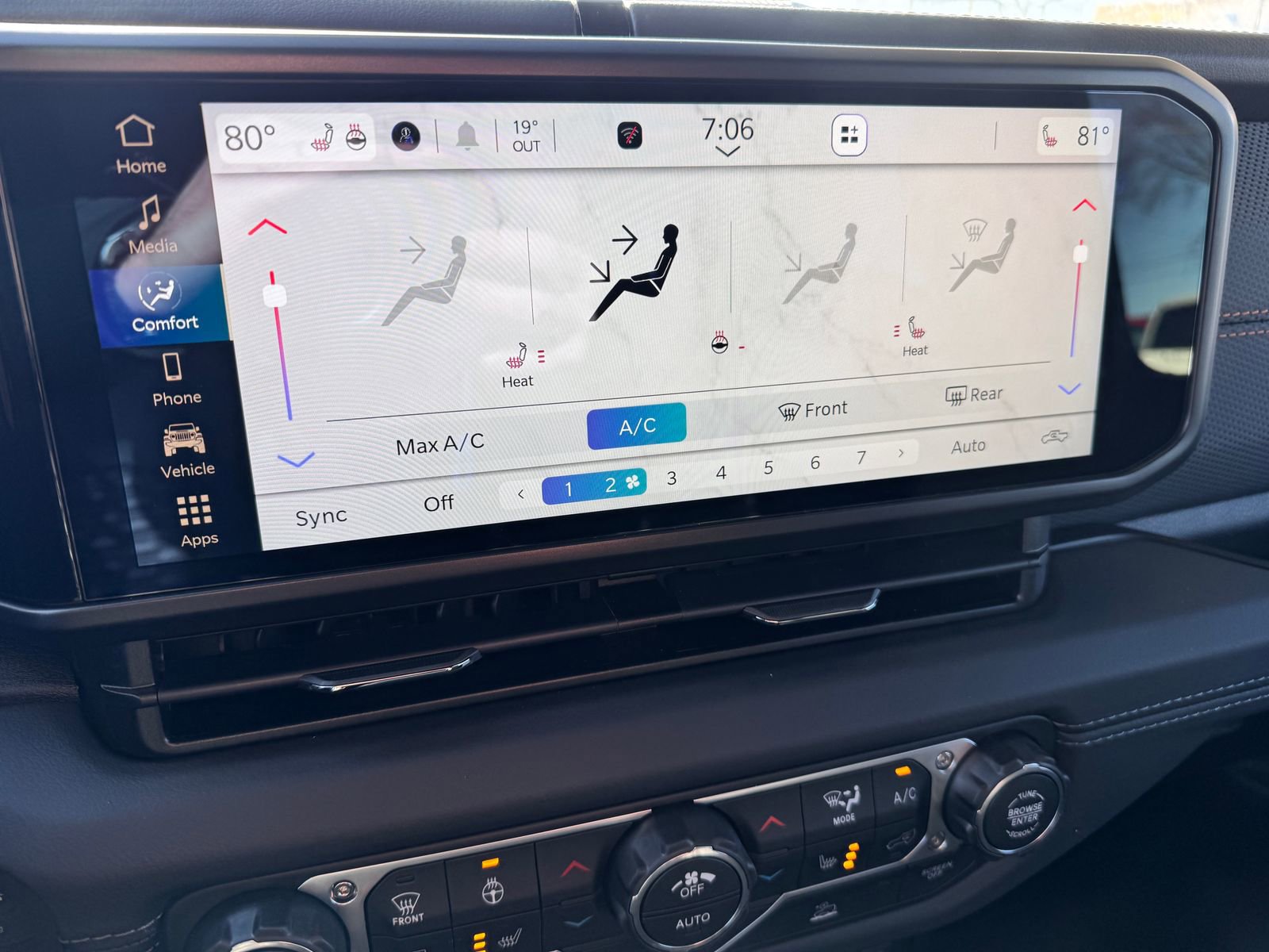 New 2026 Jeep Gladiator Mojave image 19