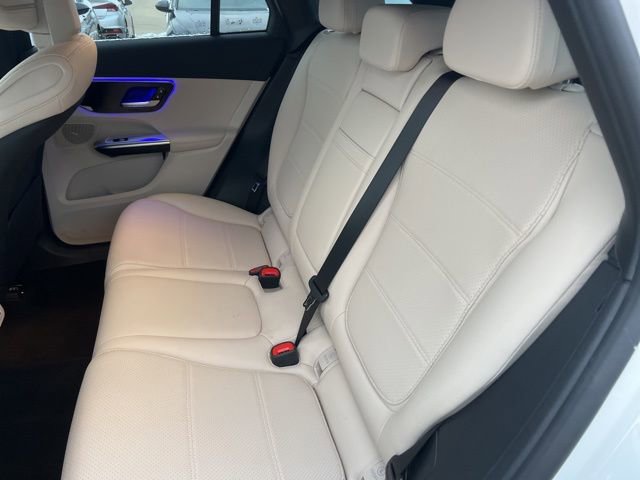 Used 2025 Mercedes-Benz GLC 300 GLC 300 image 8