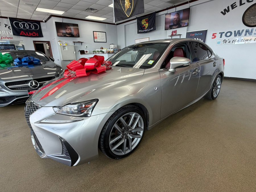 Used 2018 Lexus IS 300 F Sport w/ F Sport Package RWD image 7