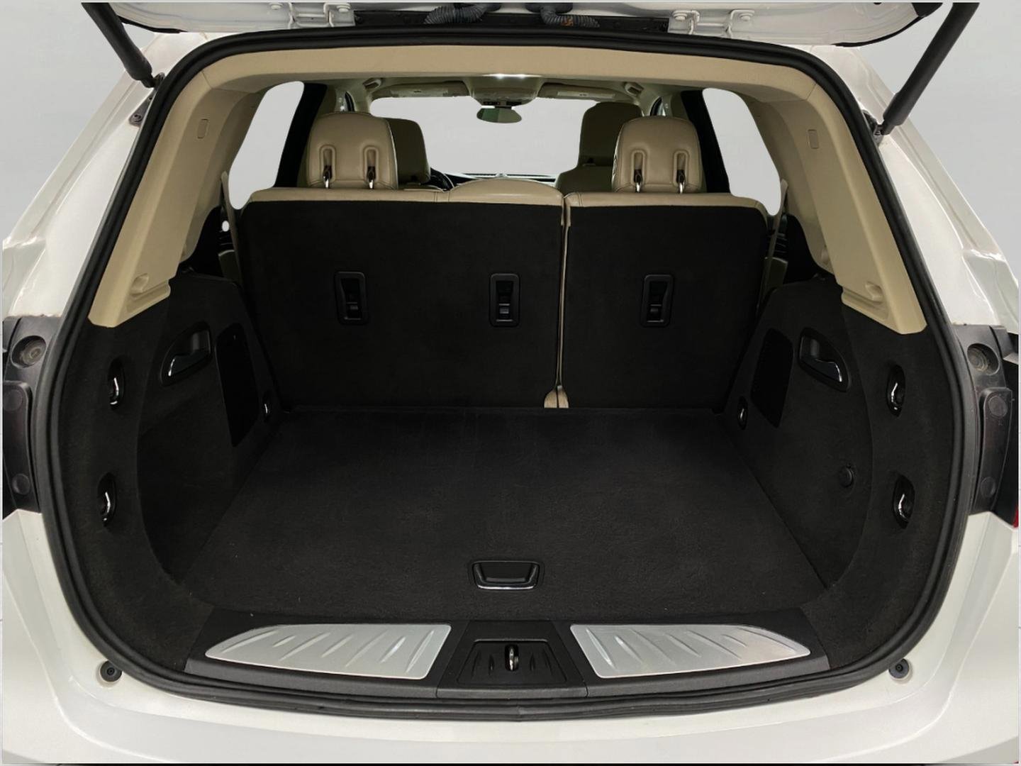 Used 2017 Buick Envision Essence image 6