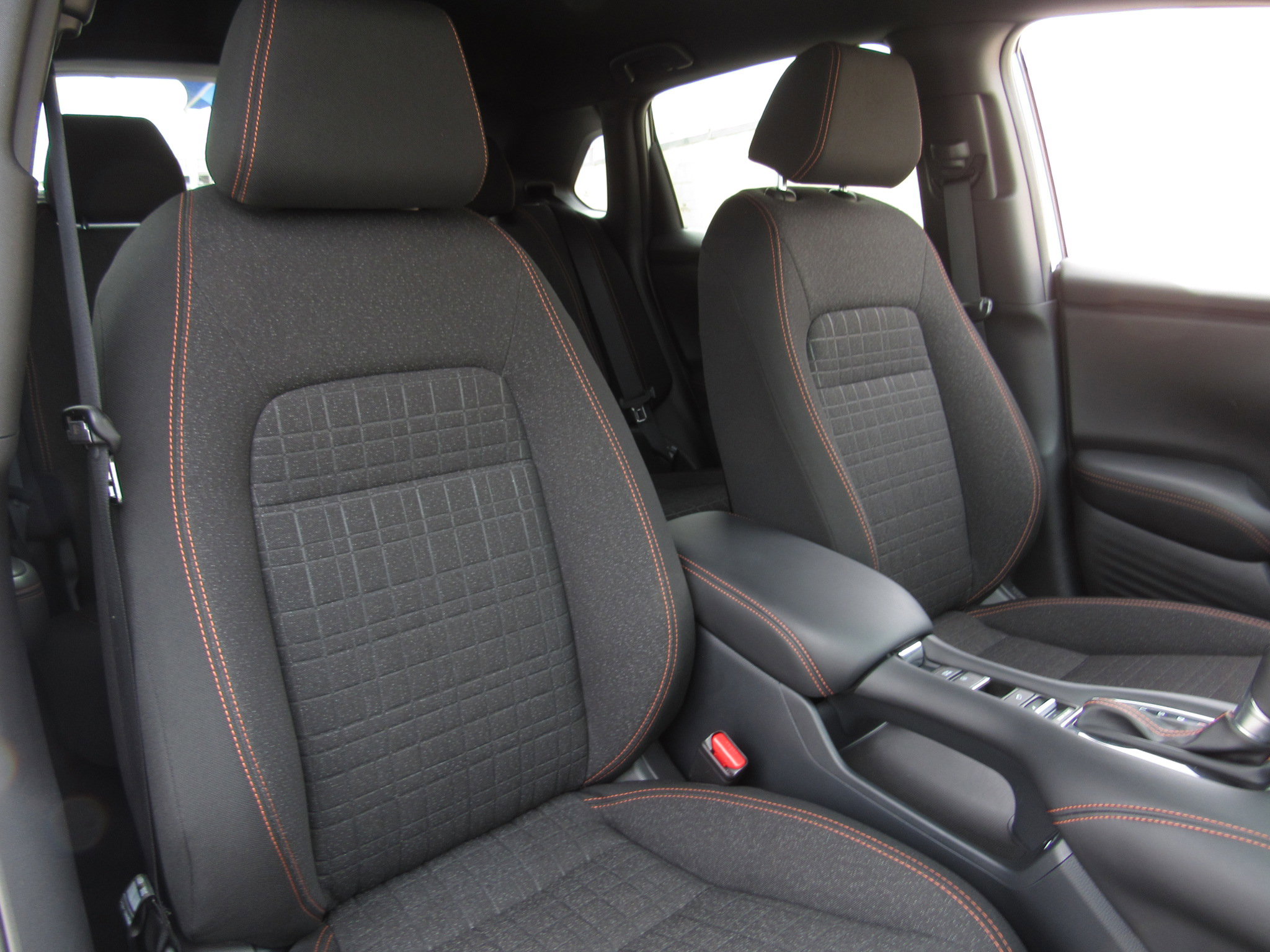 Used 2025 Honda HR-V Sport image 10