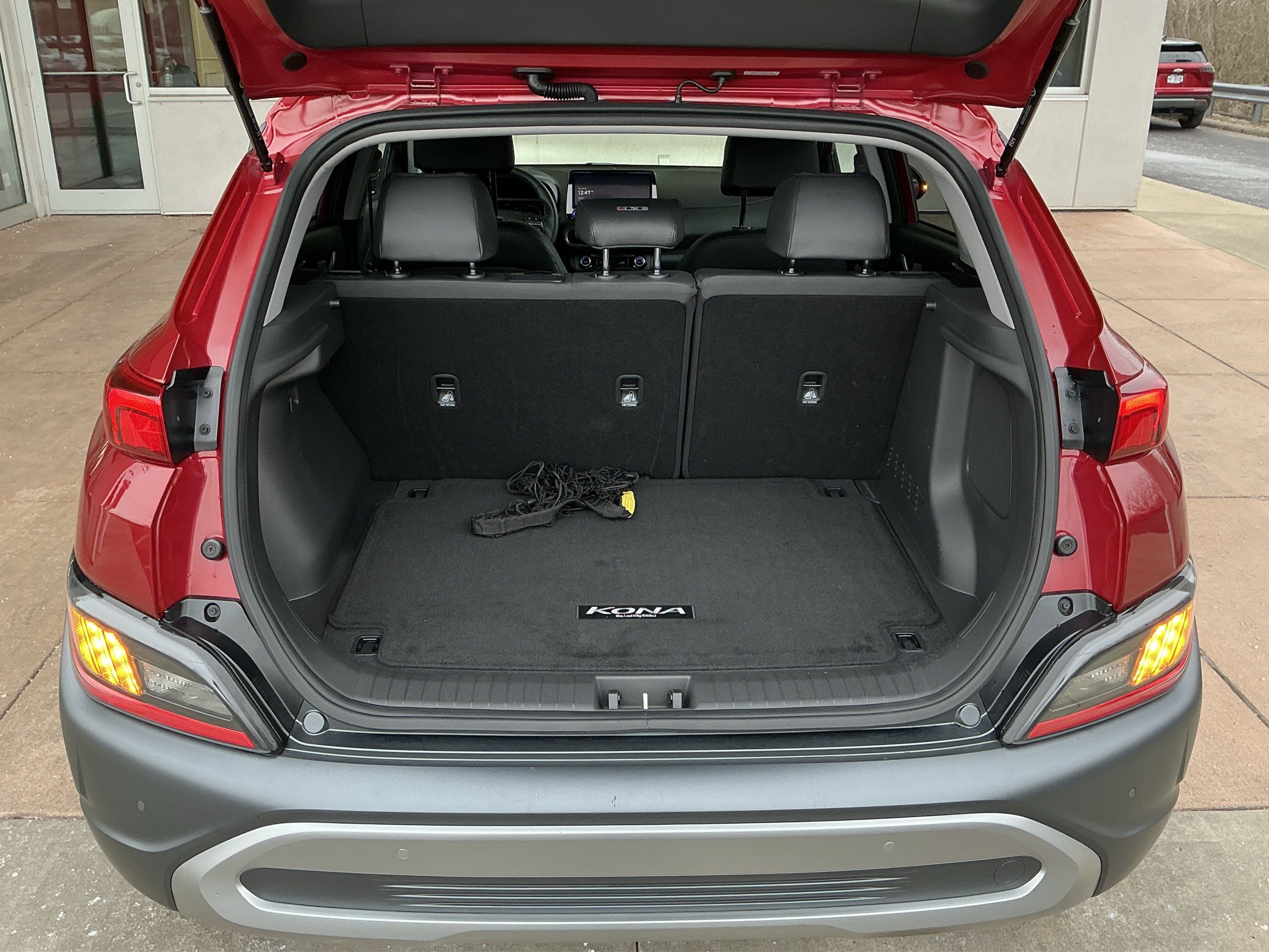 Used 2023 Hyundai Kona Limited image 24