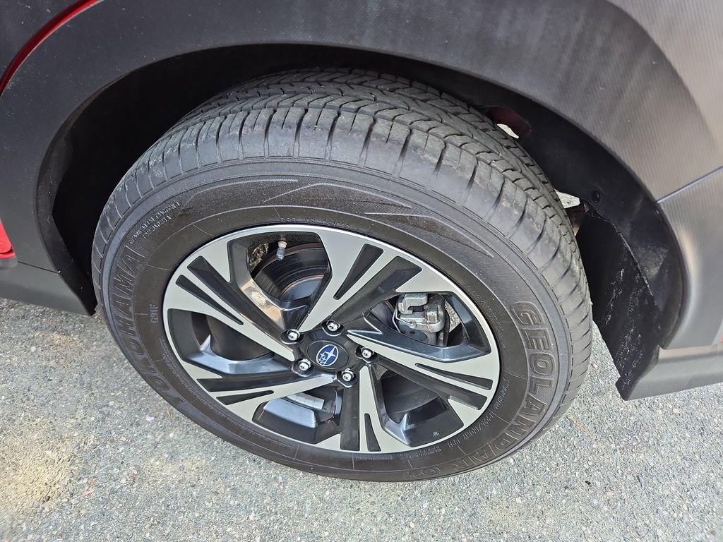 Used 2024 Subaru Crosstrek 2.0i Premium image 32