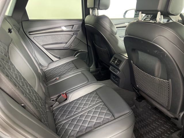 Used 2023 Audi SQ5 Premium Plus w/ Premium Plus Package image 15