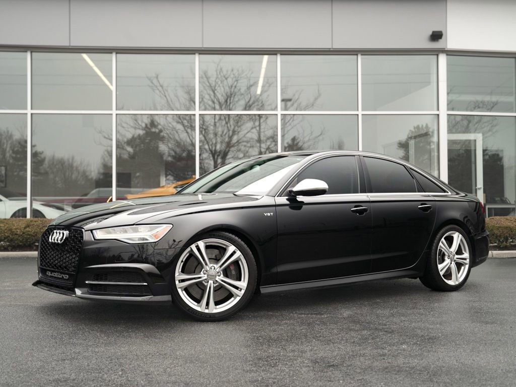 Used 2016 Audi S6 Prestige w/ Prestige Package image 2