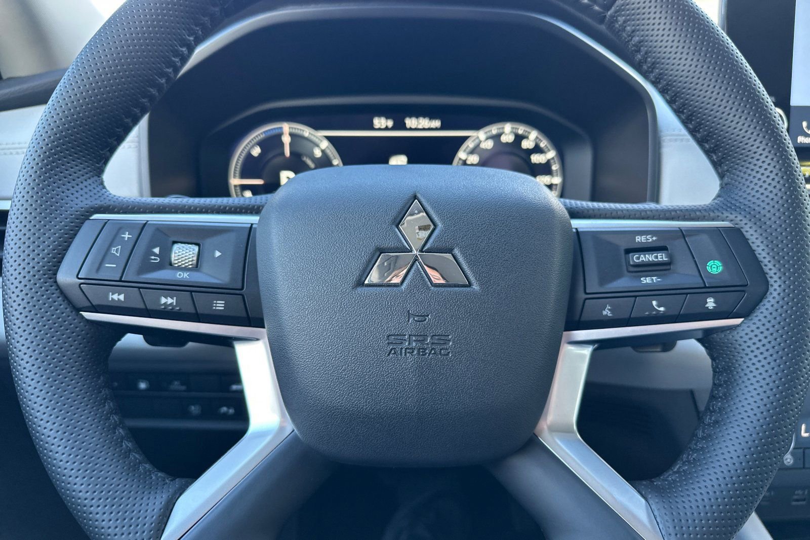 New 2025 Mitsubishi Outlander SEL image 23