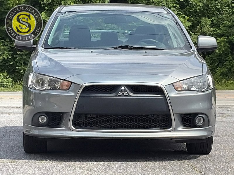 Used 2012 Mitsubishi Lancer GT FWD image 2