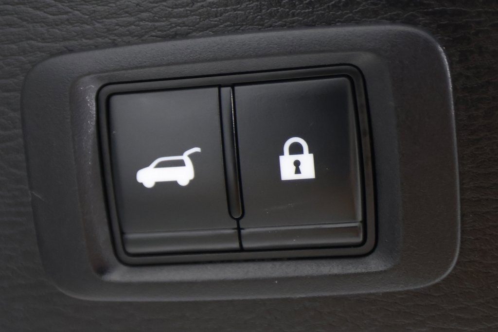 Used 2023 Mitsubishi Outlander SE image 15