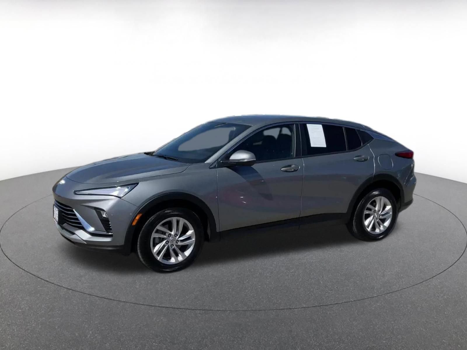 Used 2025 Buick Envista Preferred image 8