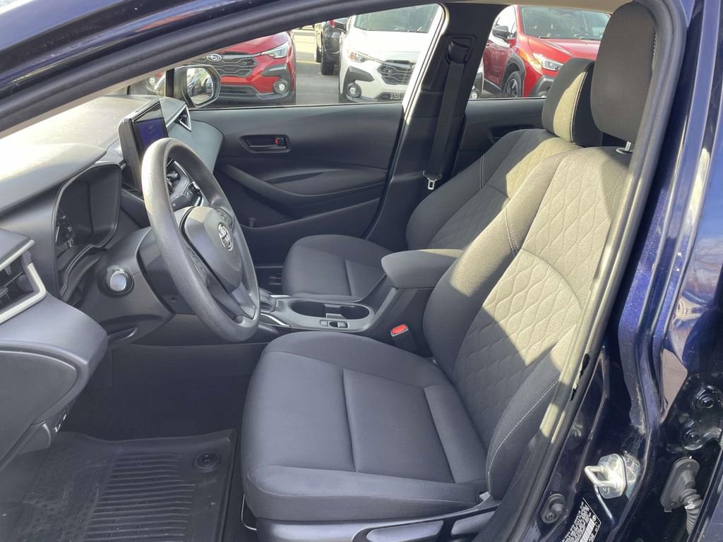 Used 2023 Toyota Corolla LE image 8