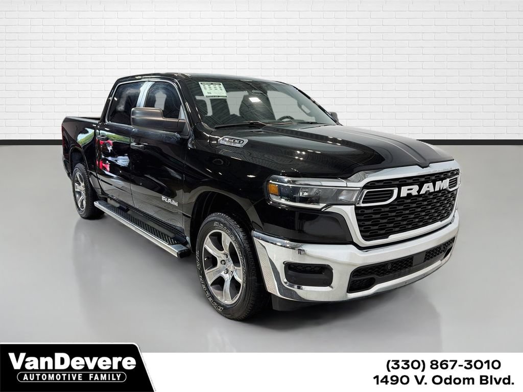 Used 2025 RAM 1500 Tradesman AWD/4WD image 1