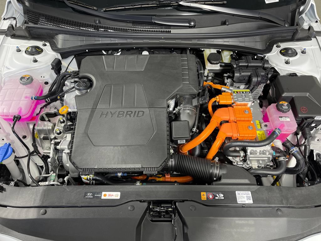 New 2026 Hyundai Elantra SEL FWD image 9