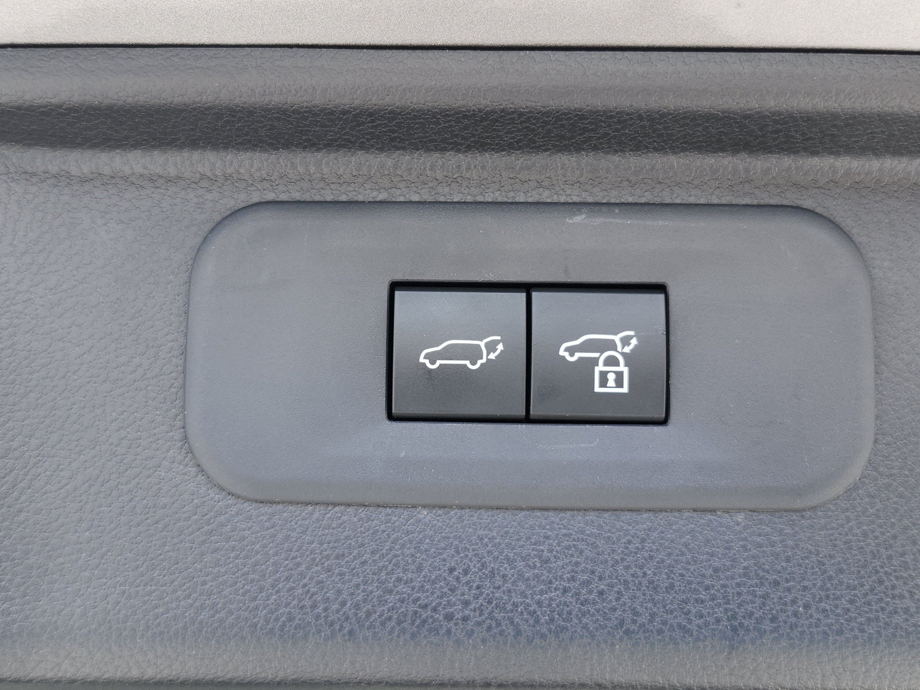 Used 2026 Toyota Grand Highlander AWD Hybrid image 12