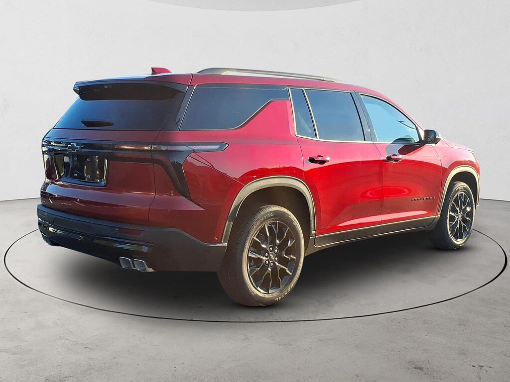 New 2026 Chevrolet Traverse LT w/ Enhanced Driving Package AWD/4WD image 5