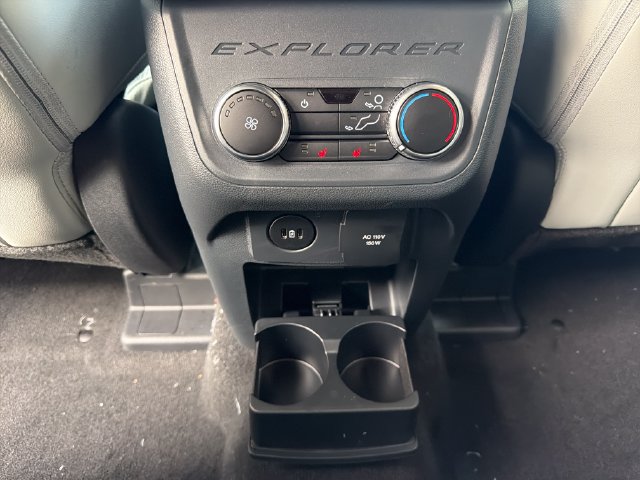 New 2027 Ford Explorer Platinum w/ 3.0L Ultimate Package AWD/4WD image 16