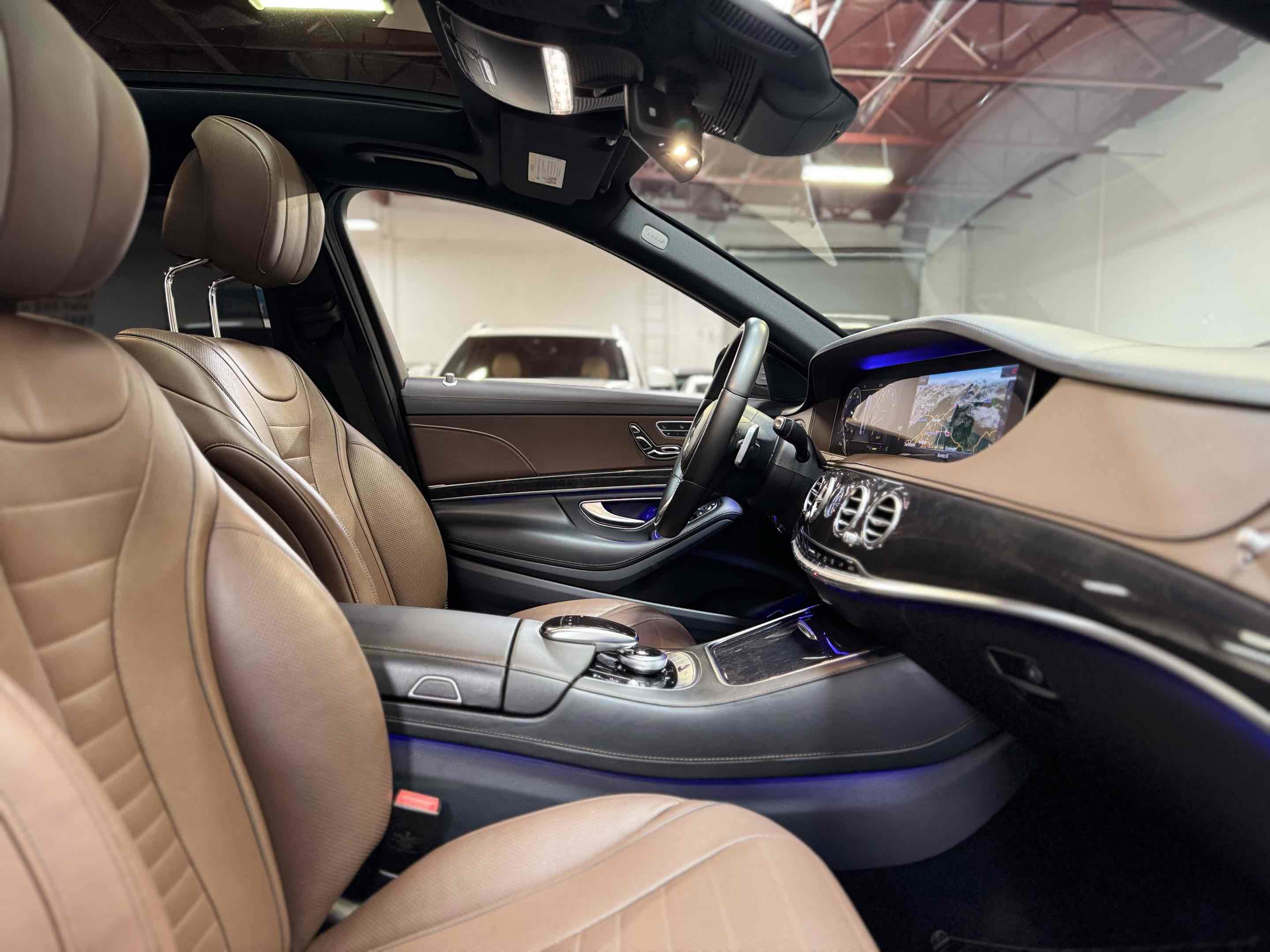Used 2018 Mercedes-Benz S 560 Sedan image 35