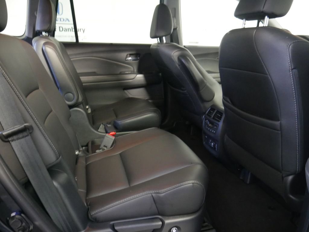 Used 2020 Honda Pilot Touring image 8