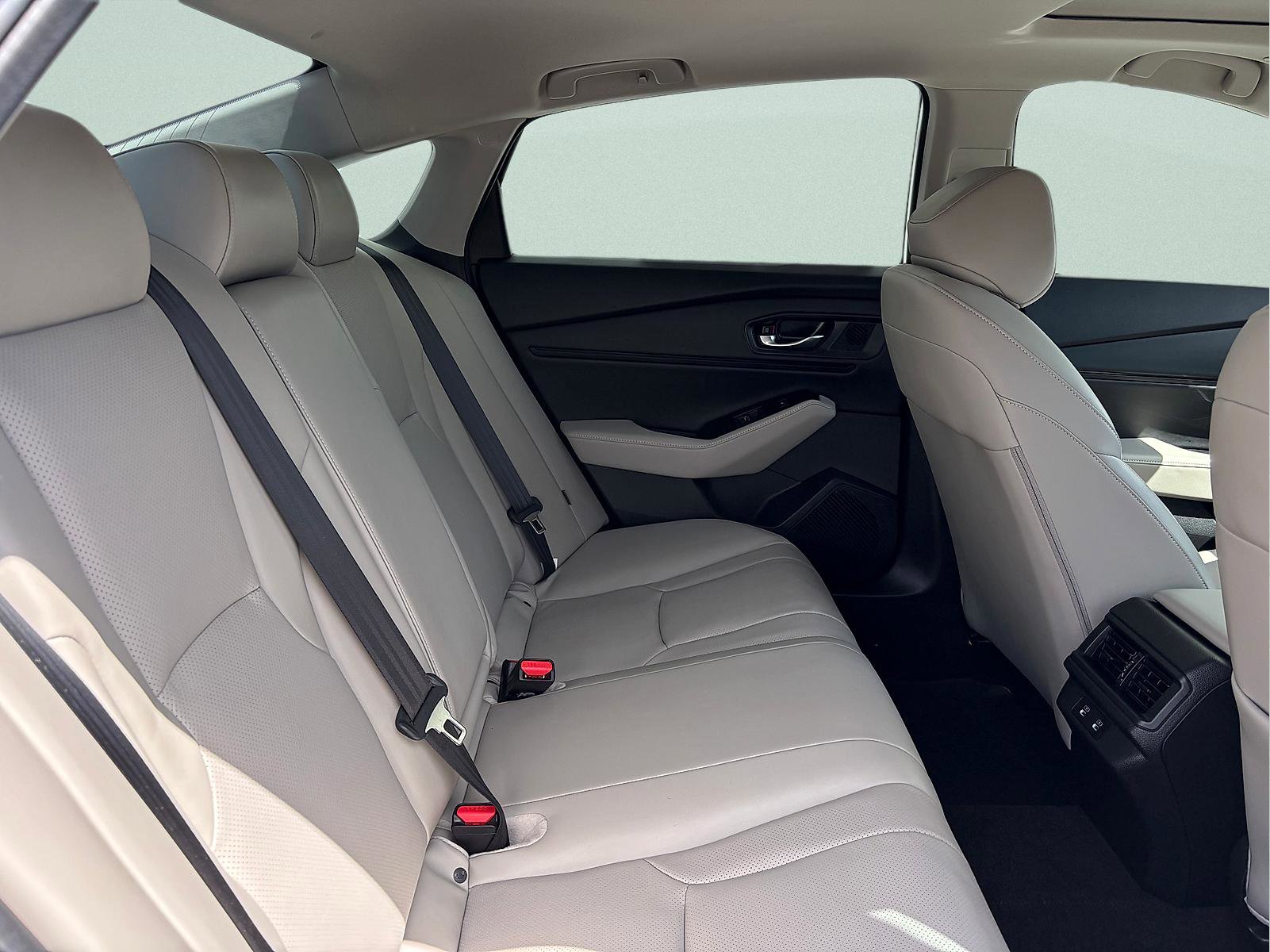 Certified 2025 Honda Accord Touring image 31