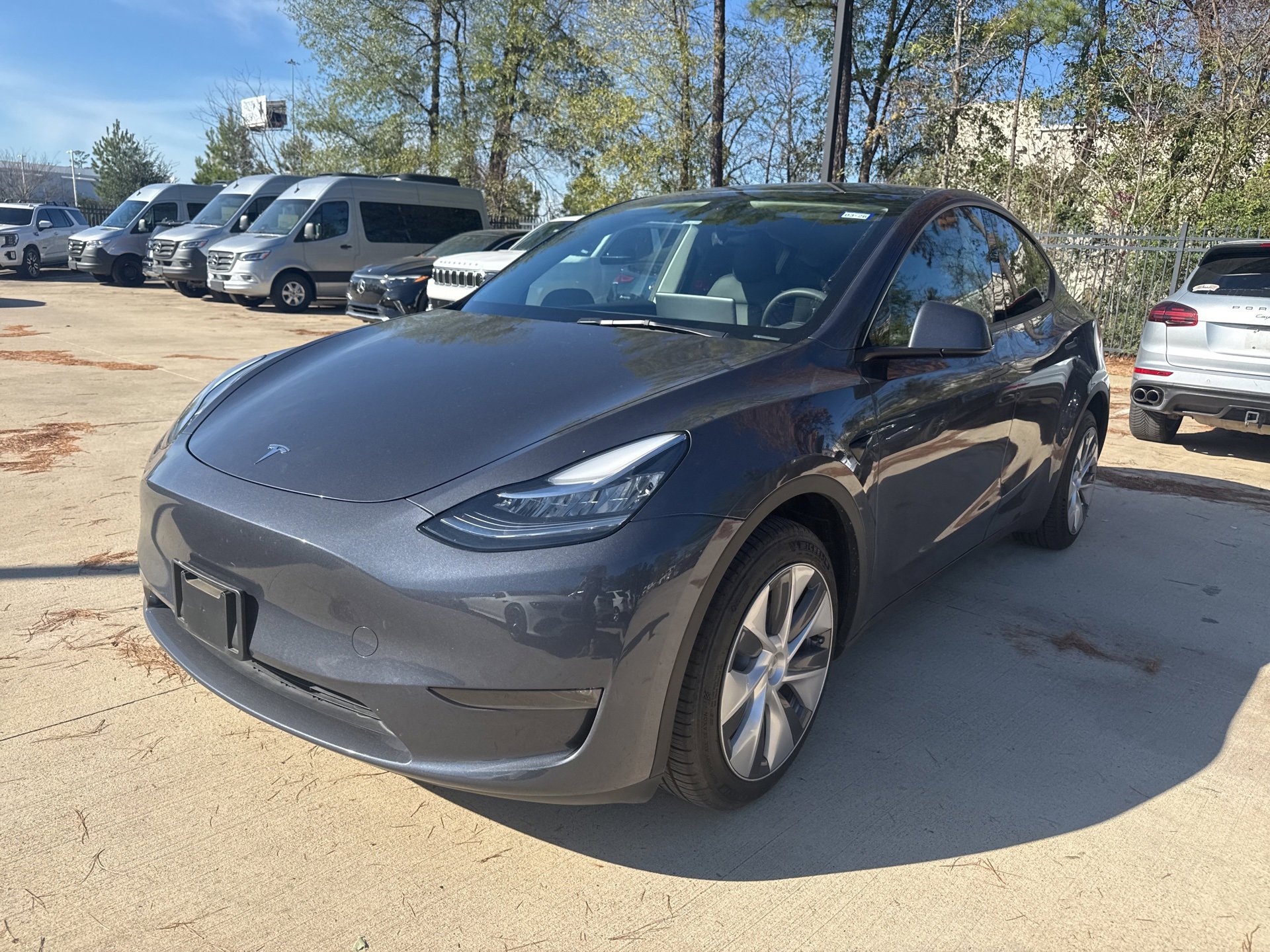Used 2023 Tesla Model Y Long Range image 8
