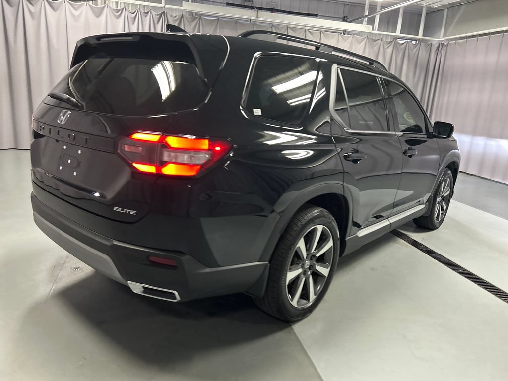 Used 2025 Honda Pilot Elite image 7