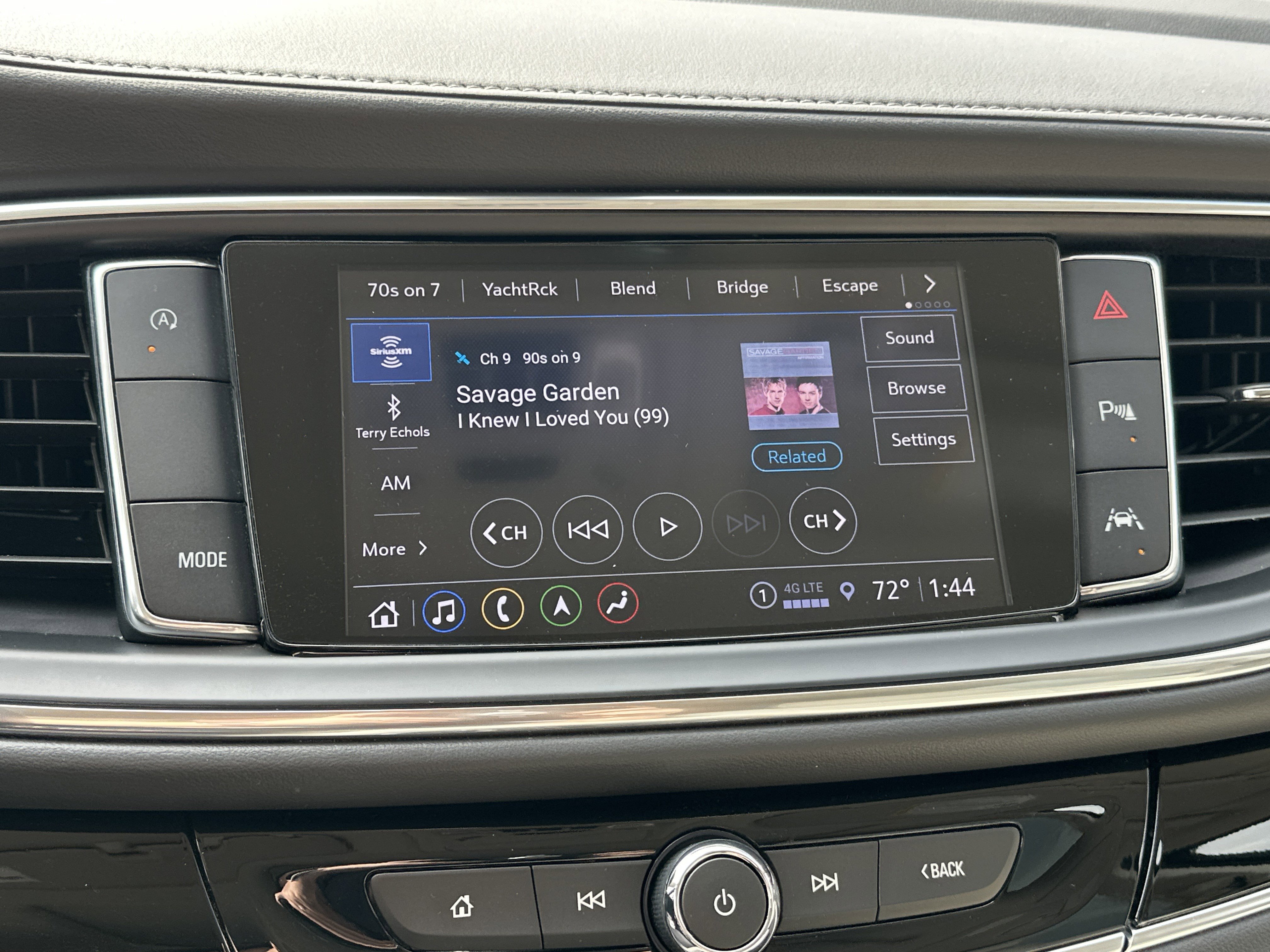 Used 2022 Buick Enclave Avenir w/ Avenir Technology Package image 27