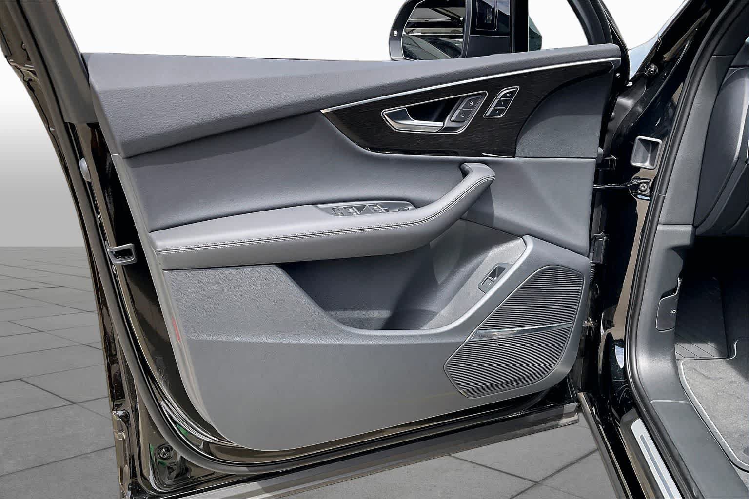 New 2026 Audi Q7 2.0T Premium Plus AWD/4WD image 10