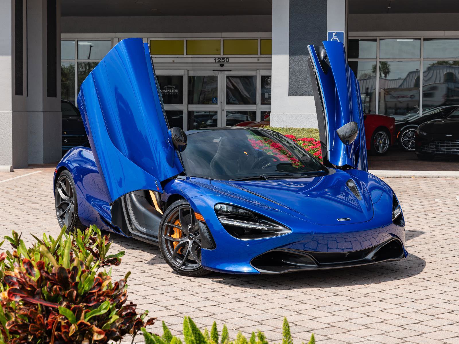 Used 2020 McLaren 720S Luxury image 3