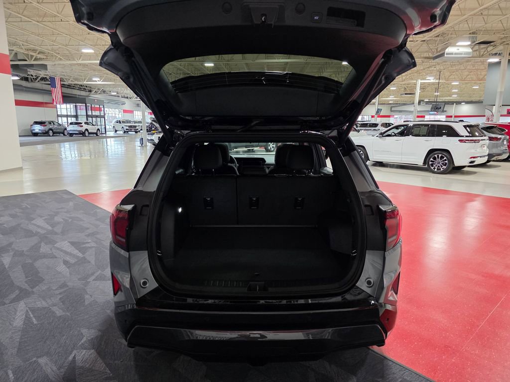 New 2026 GMC Terrain AT4 w/ Convenience Package III AWD/4WD image 5