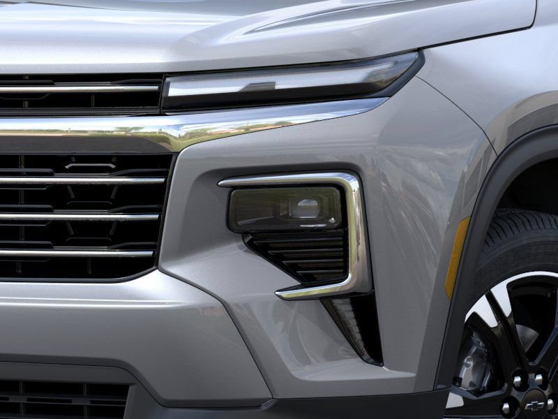 New 2027 Chevrolet Traverse LT w/ Sun and Wheel Package FWD image 10